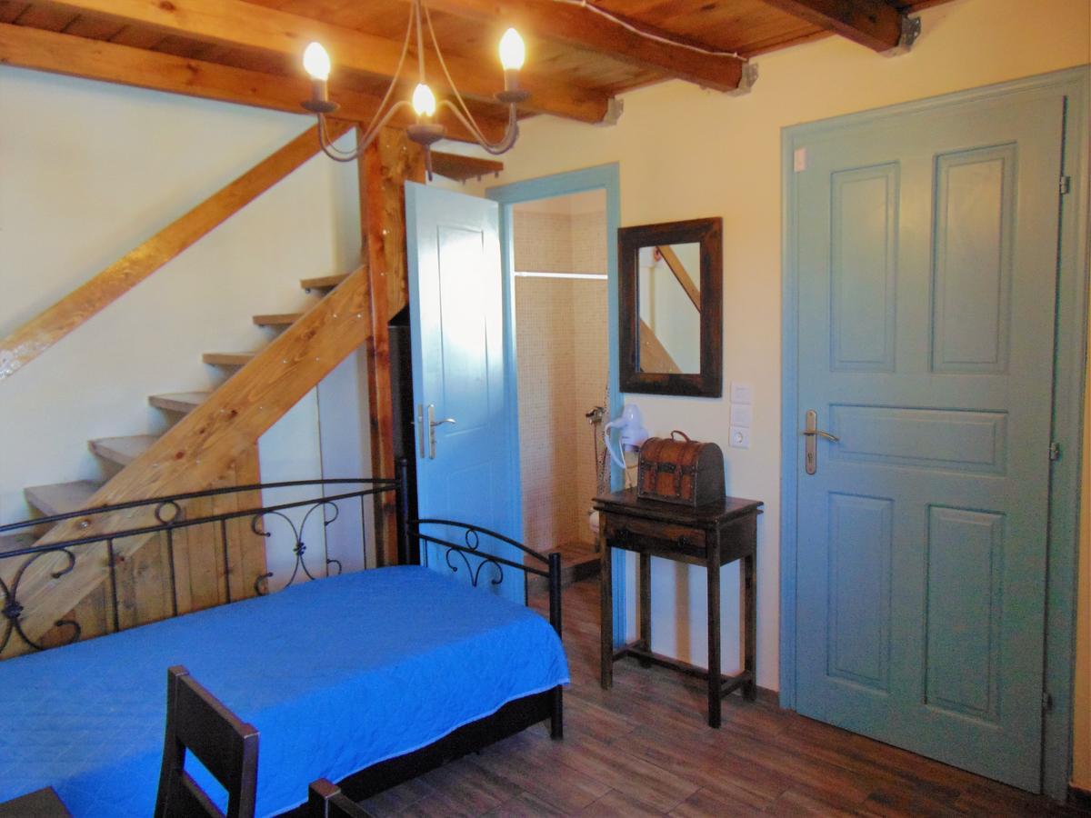 Archangels Traditional Houses カルテラドス エクステリア 写真