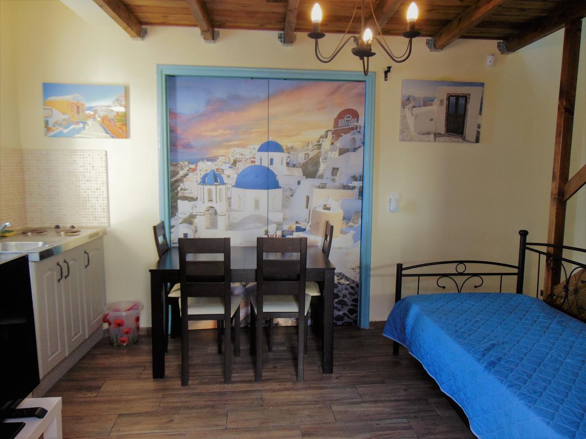 Archangels Traditional Houses カルテラドス エクステリア 写真