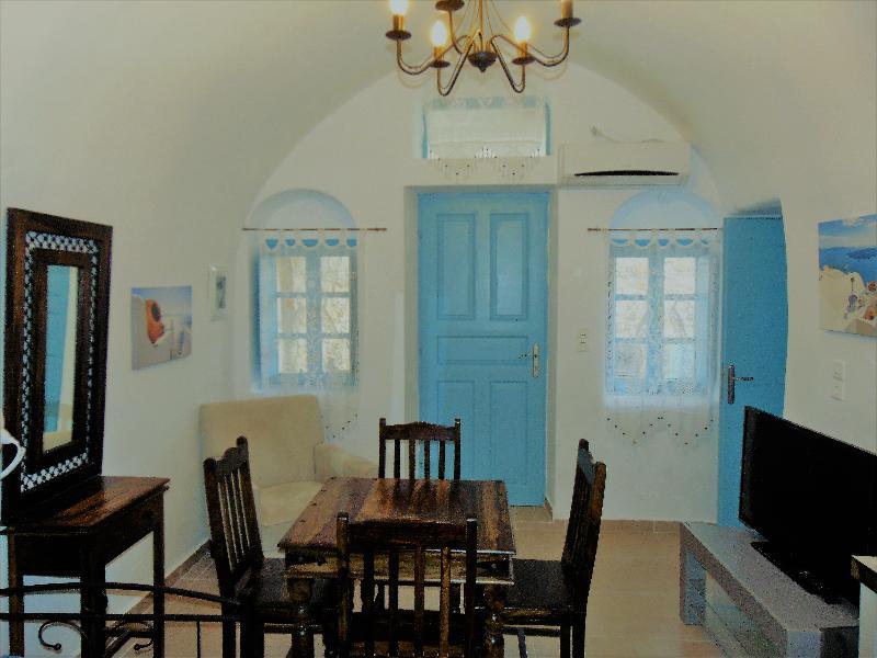 Archangels Traditional Houses カルテラドス エクステリア 写真